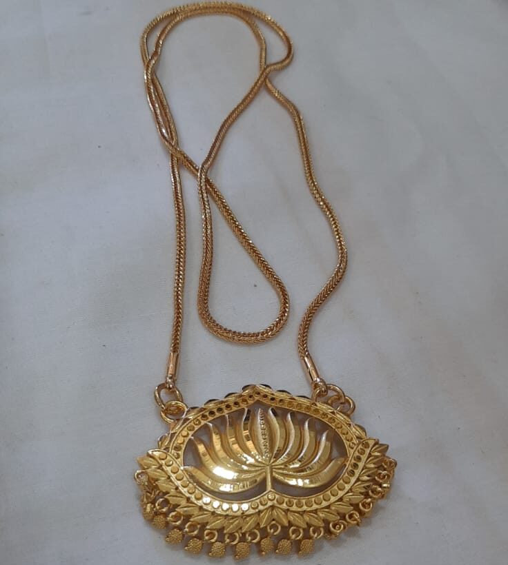 Lotus Dollar Chain - Image 3