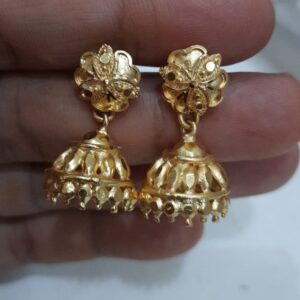 Forming Gold Jhummka