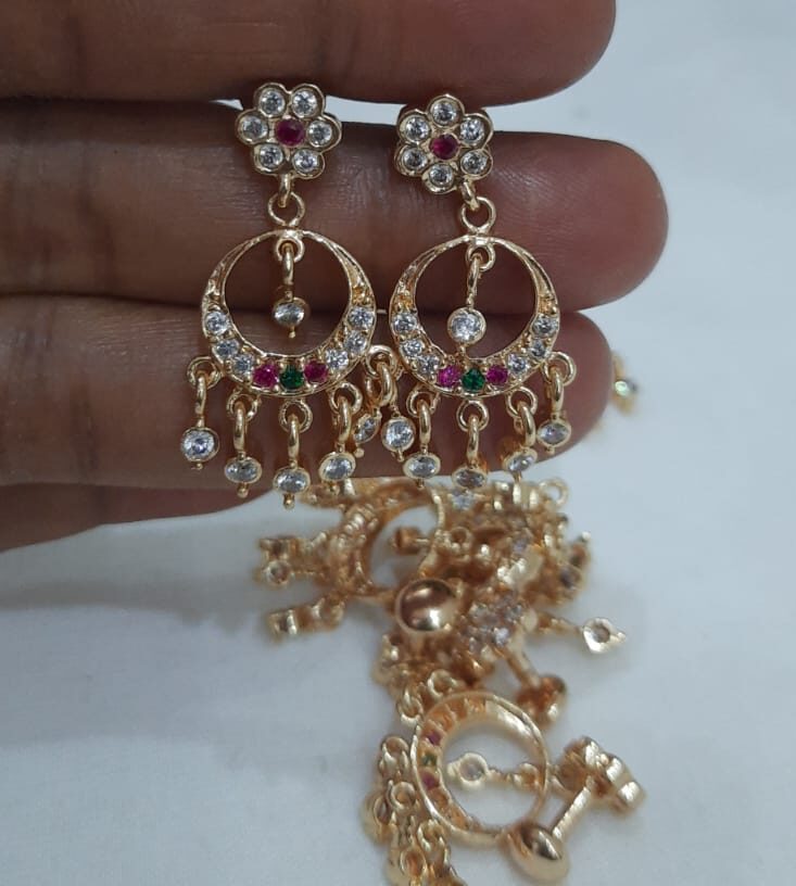 Shanthini Impon Earring - Image 4