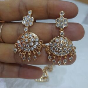 IMPON WHITE STONE EARRING