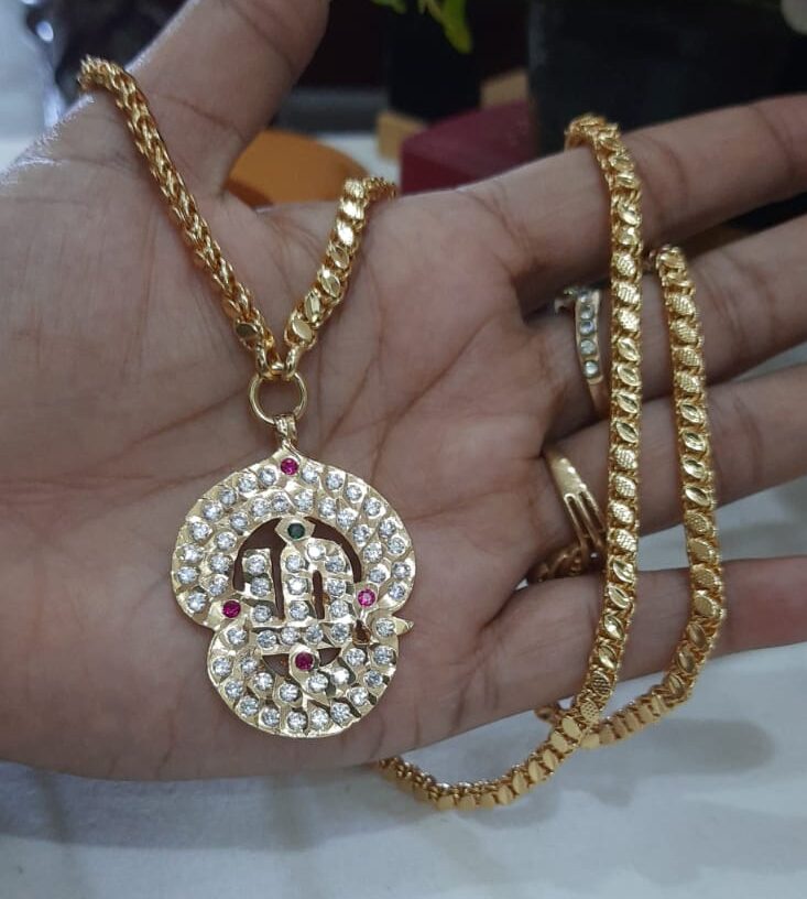impon om dollar with badam pattern chain