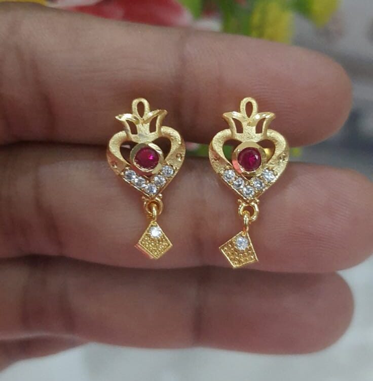 Royal Heart Stone Earring