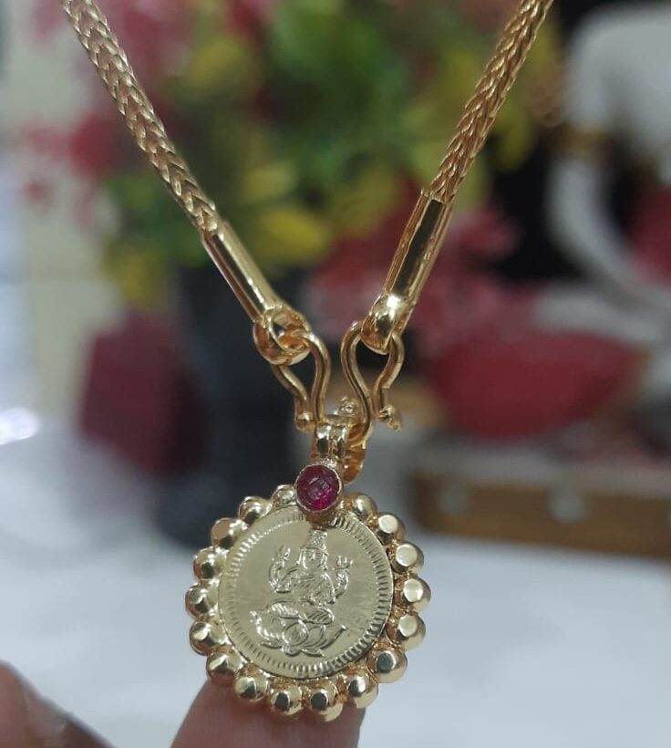 cute short chain (18inches) - Image 3