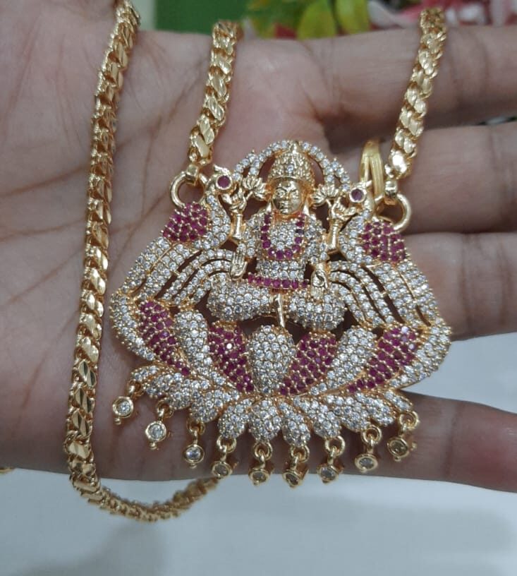 LAKSHMI AMMAN AD STONE DOLLAR CHAIN