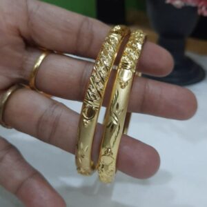 FORMING GOLD BANGLES