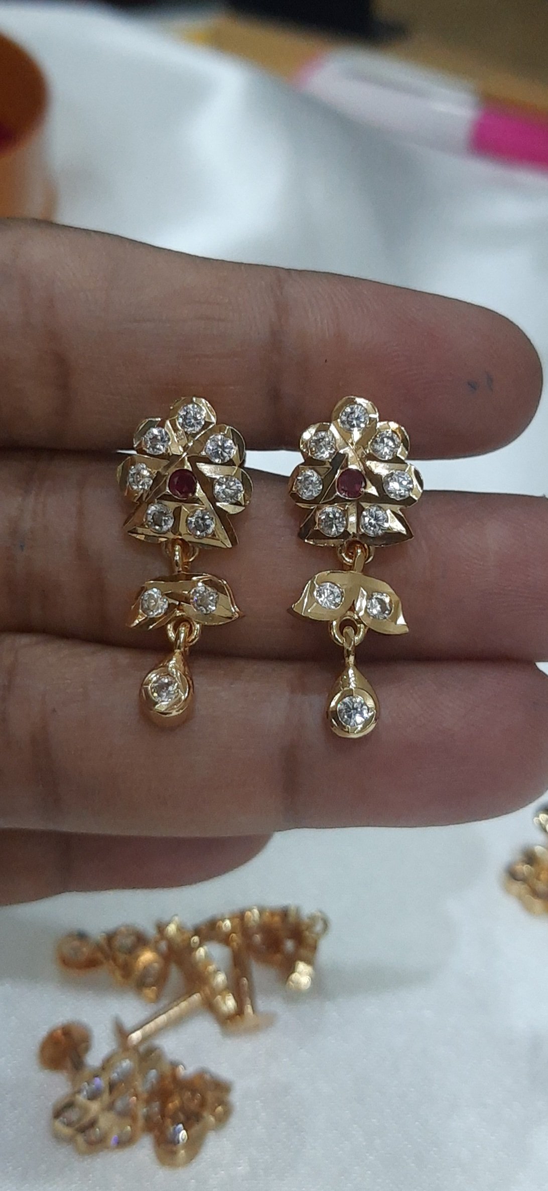 impon Earing