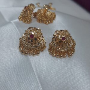 Gold Look stud