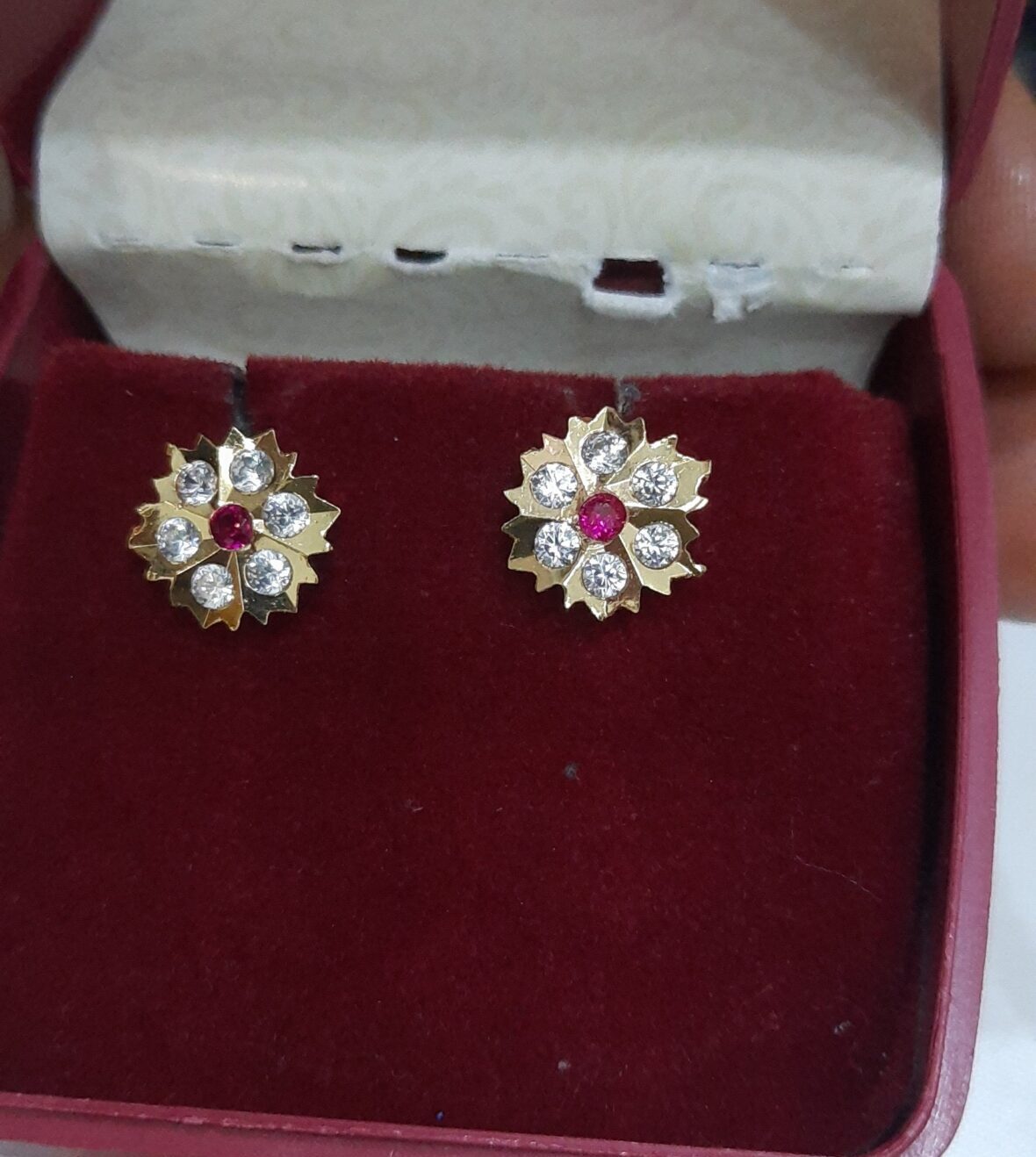 Diamond Replica impon Earring