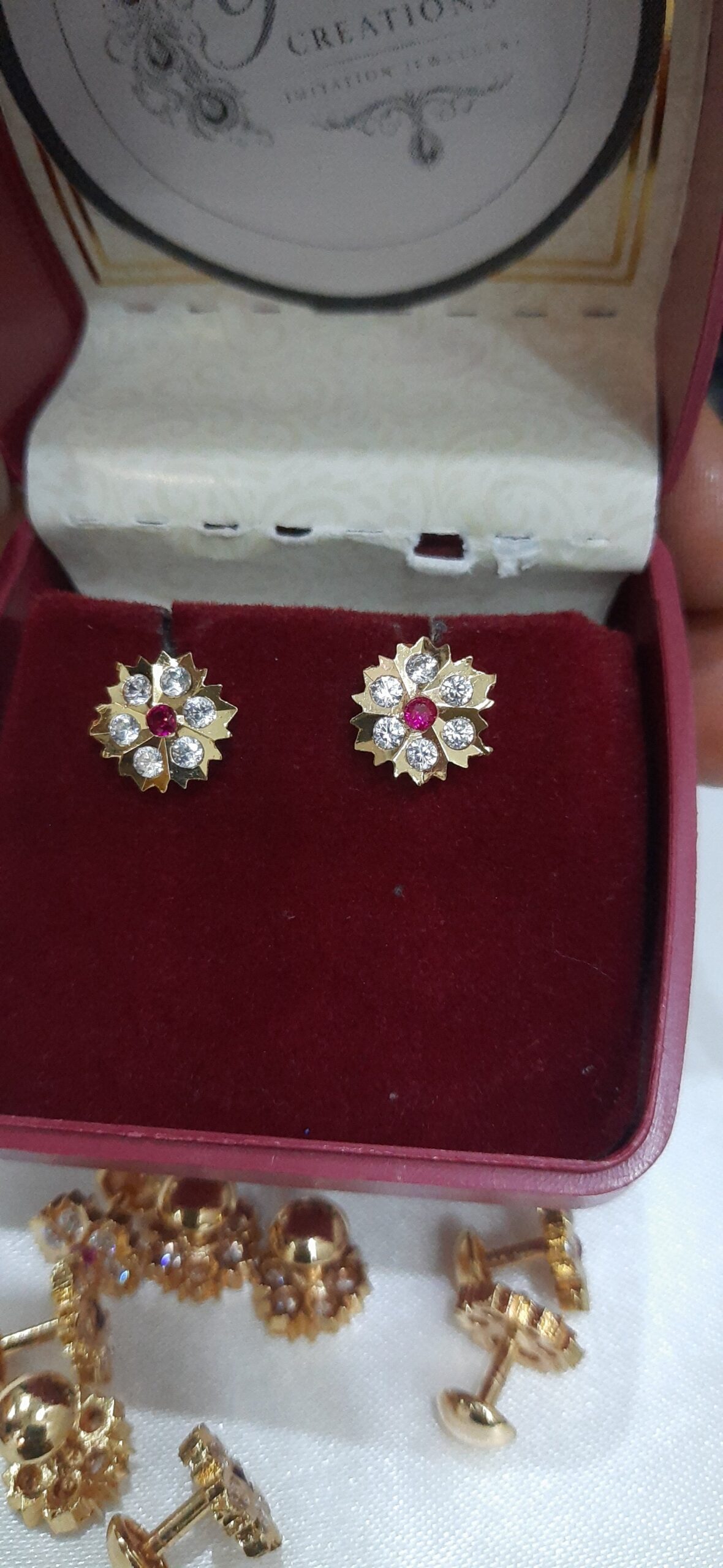 Diamond Replica impon Earring