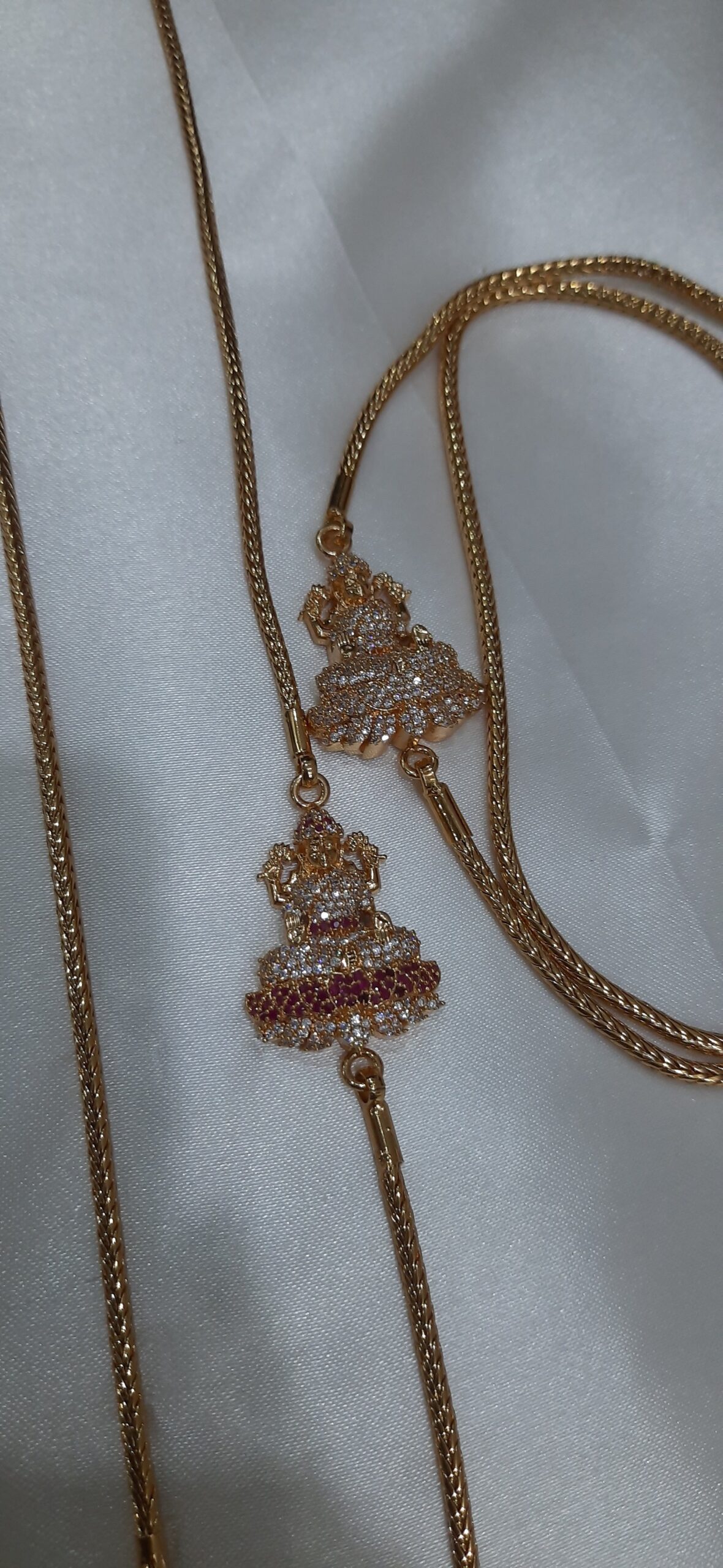 lakshmu Mugappu Chain 26 inch - Image 3