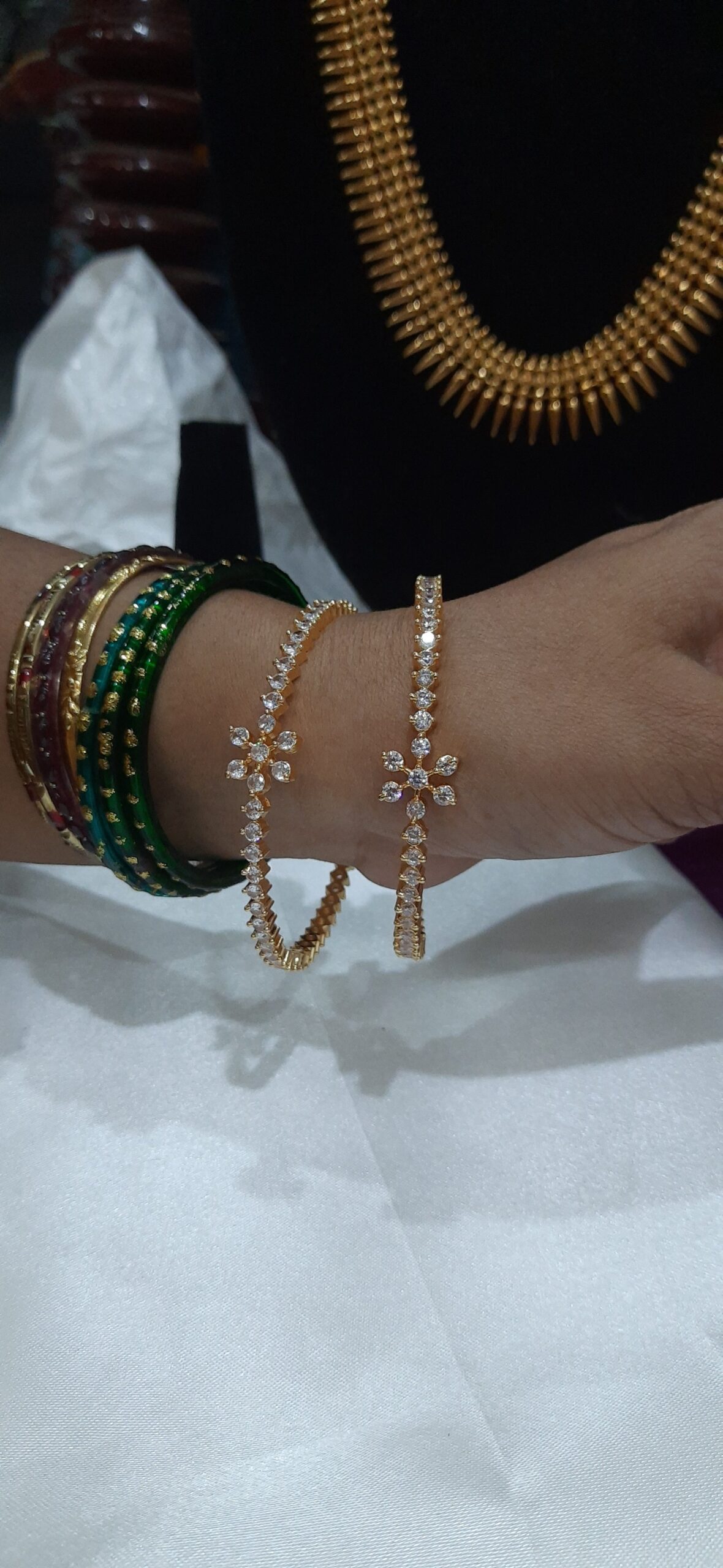 premium Trending impon Bangles