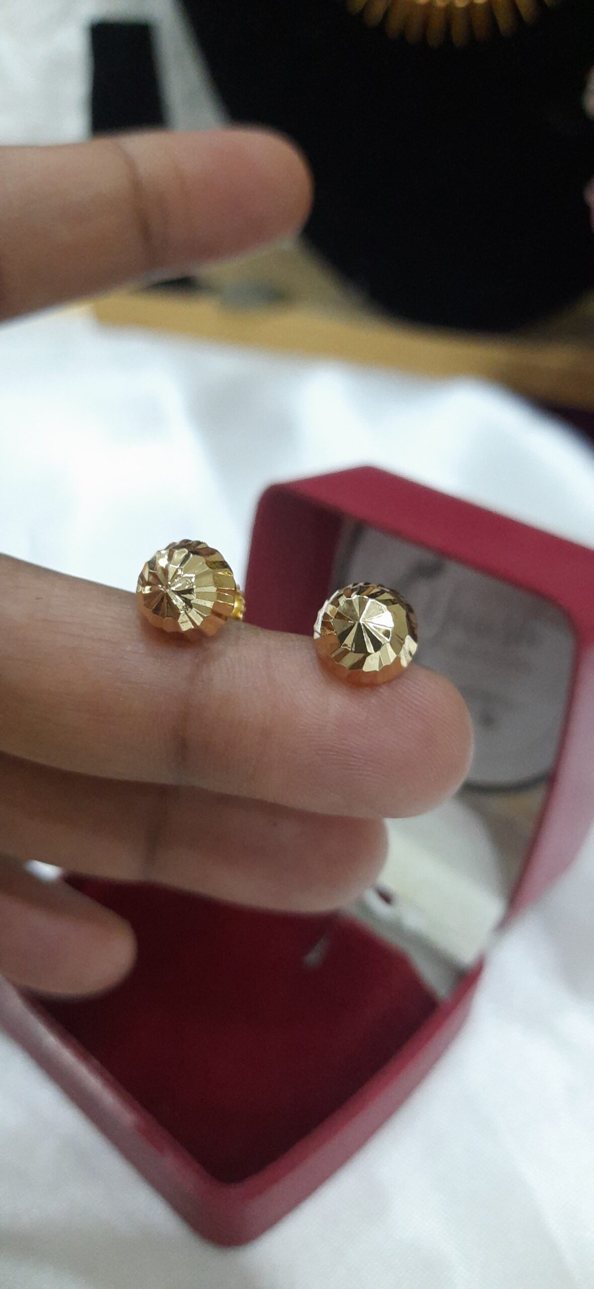 Gold Replica Stud