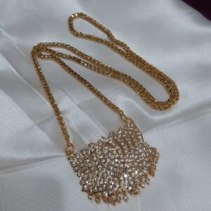 iImpon Lotus Dollar Chain  32 inch