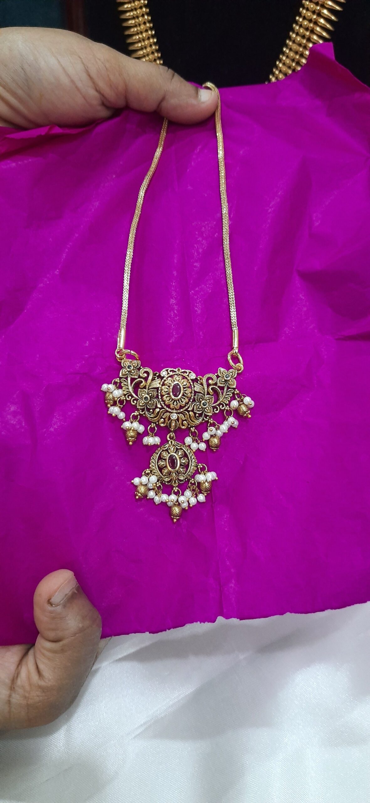 premium Antique Jewelry - Image 2