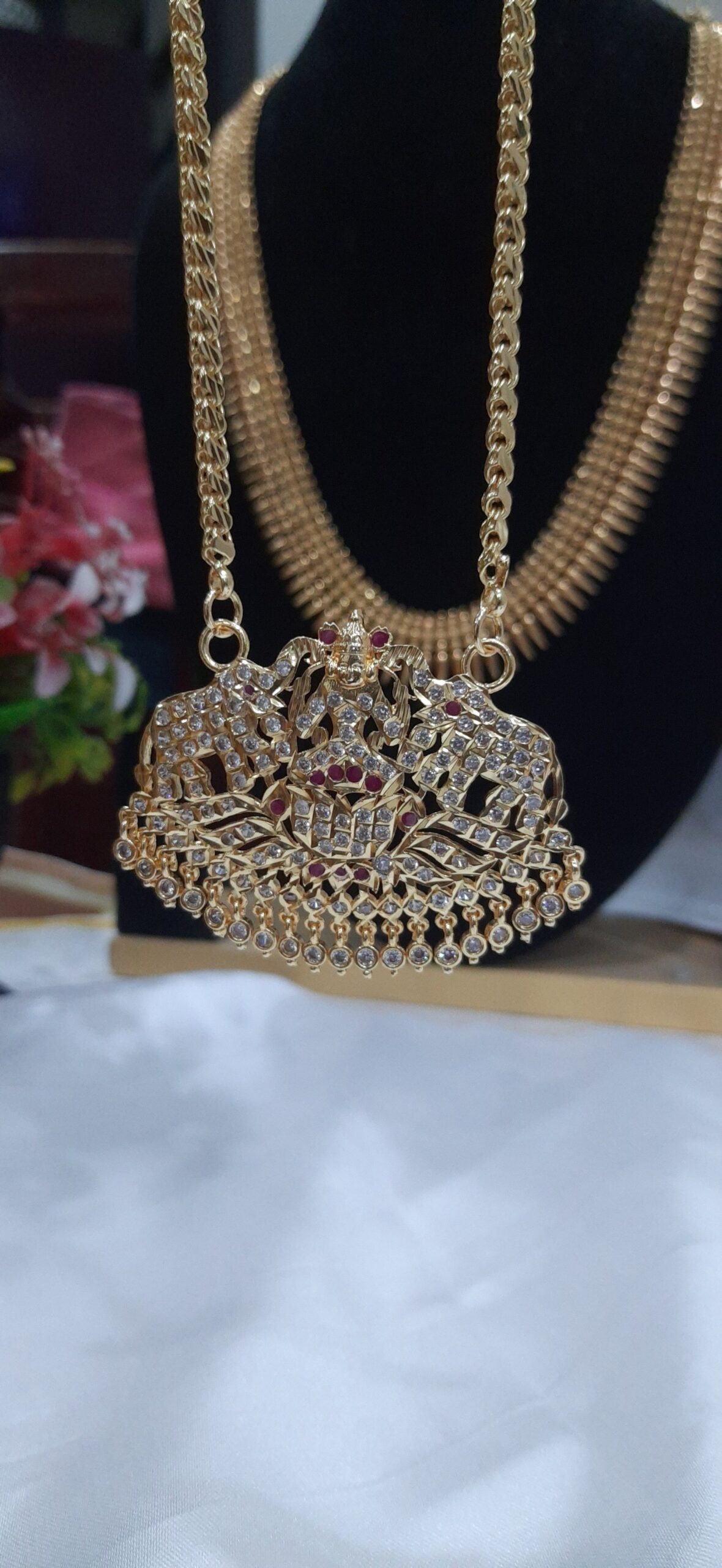 Impon Lakshmi Dollar Chain - Image 2