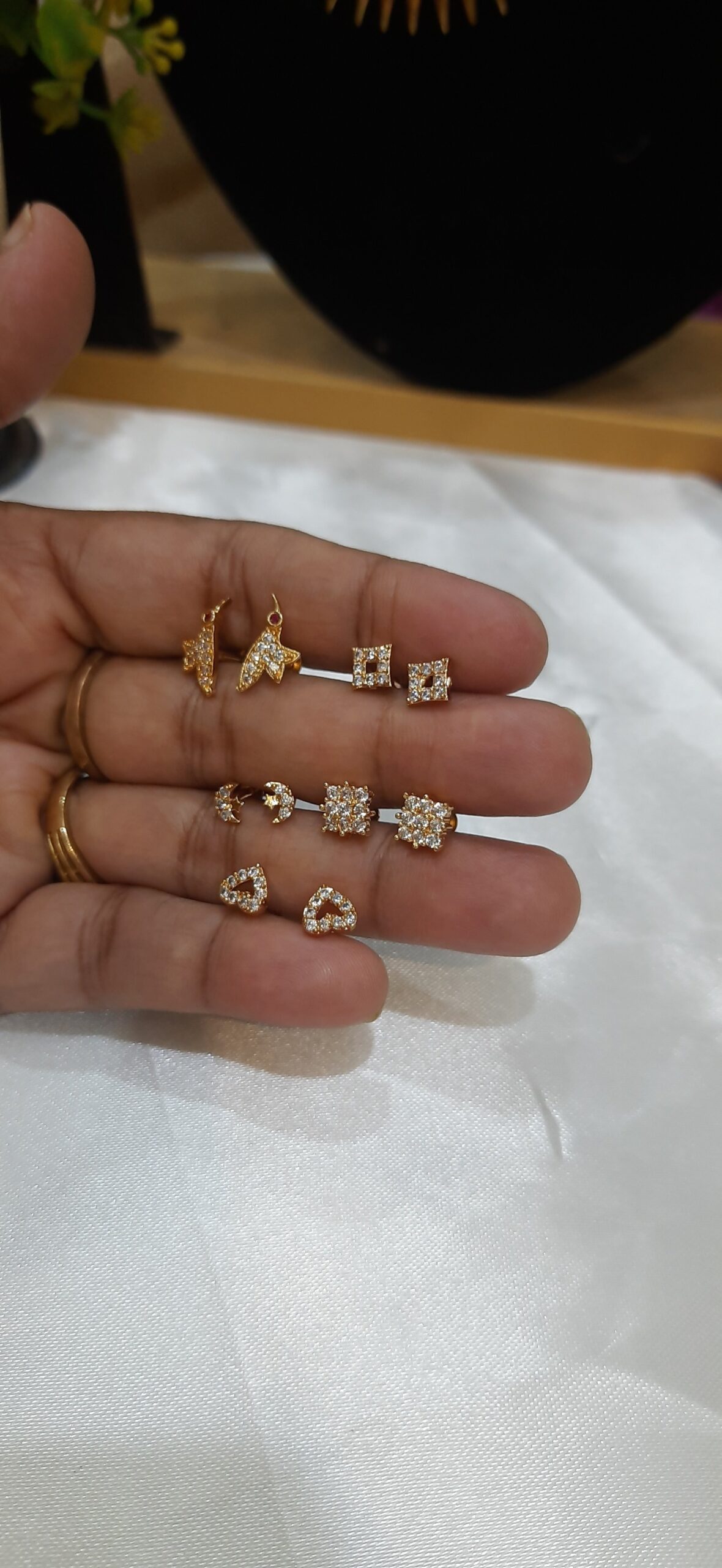 kids OR Second Earring