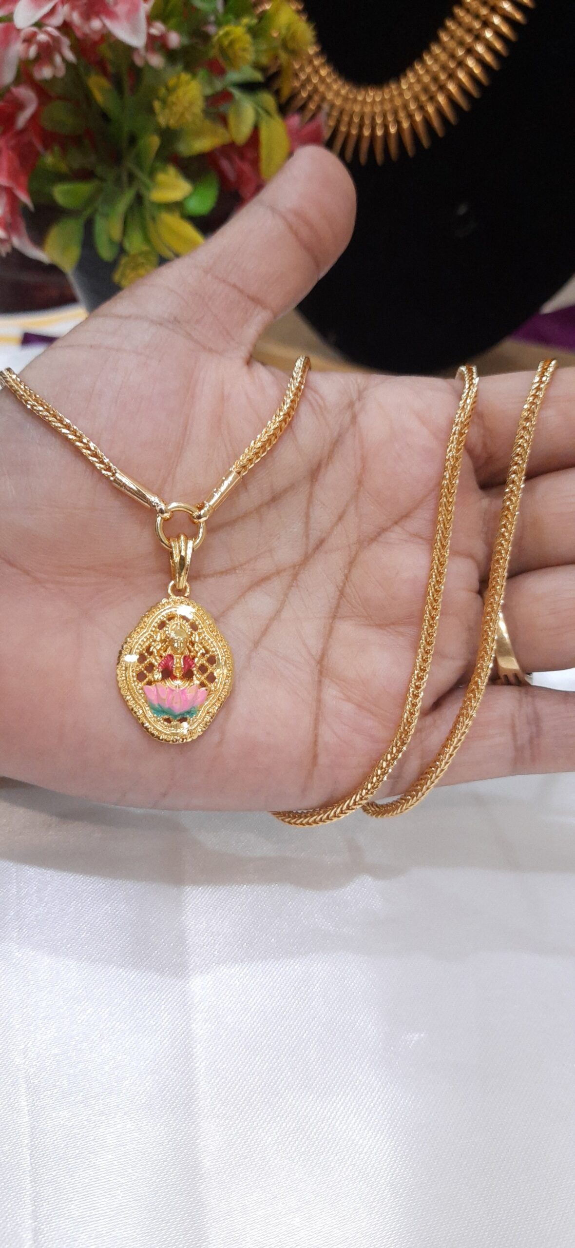 cute Dollar chain