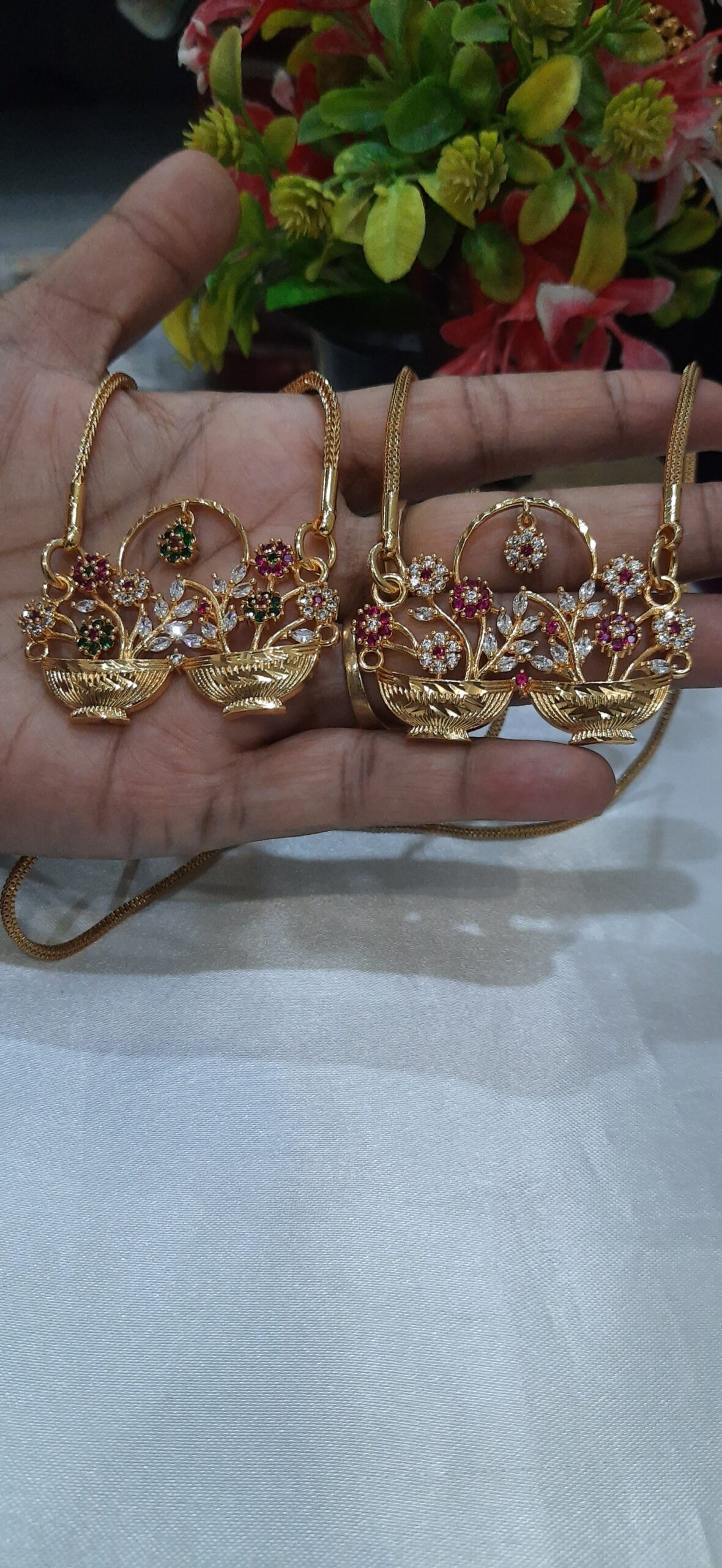Butterfly dollar chain - Image 2