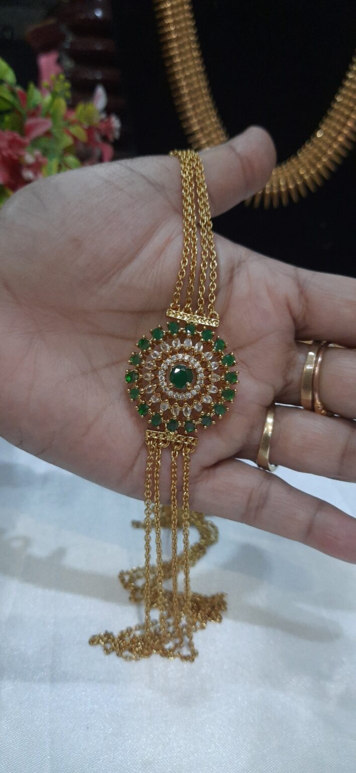 Rani mugappu Chain
